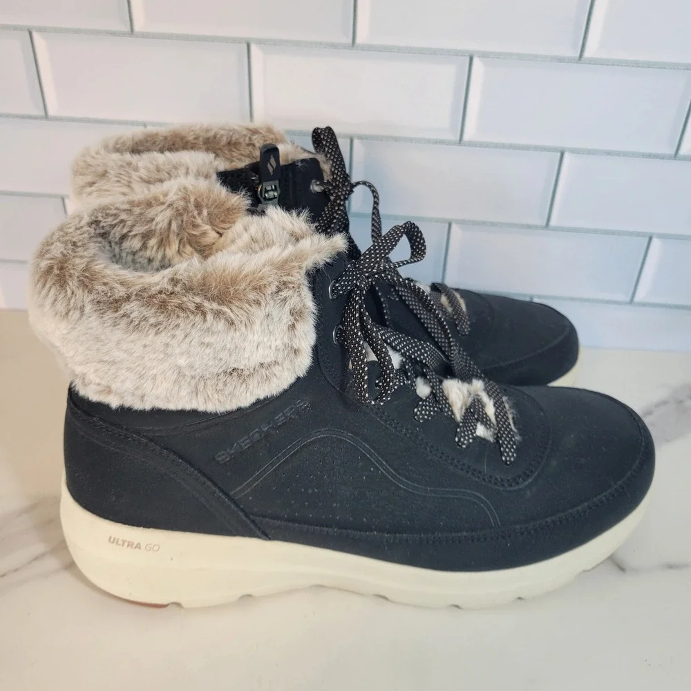 Skechers On-The-Go Joy Womens 9 Black Faux Fur Trim Winter Ankle Boots Ultra GO